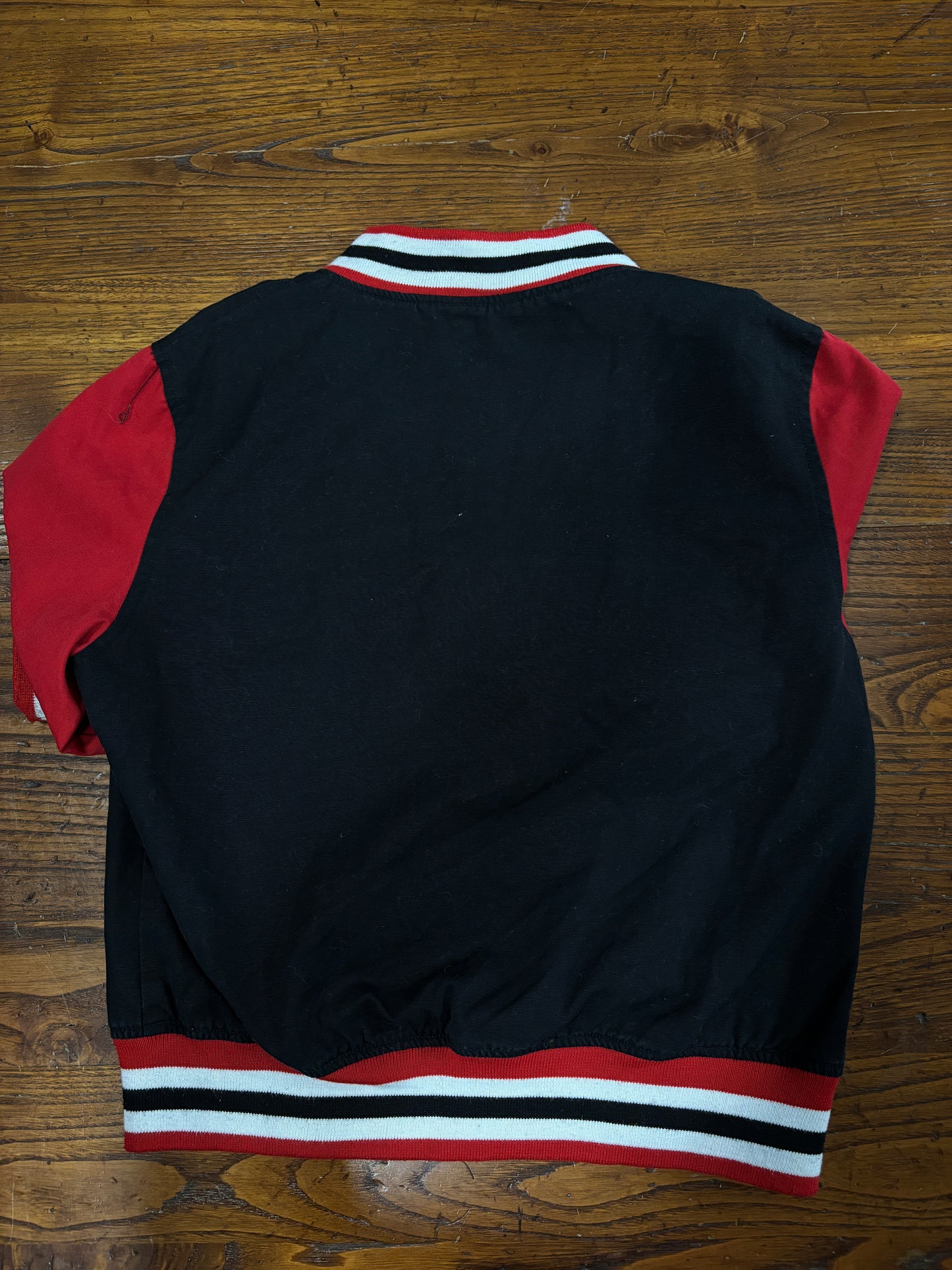 Taille universitaire 42/44 cod110