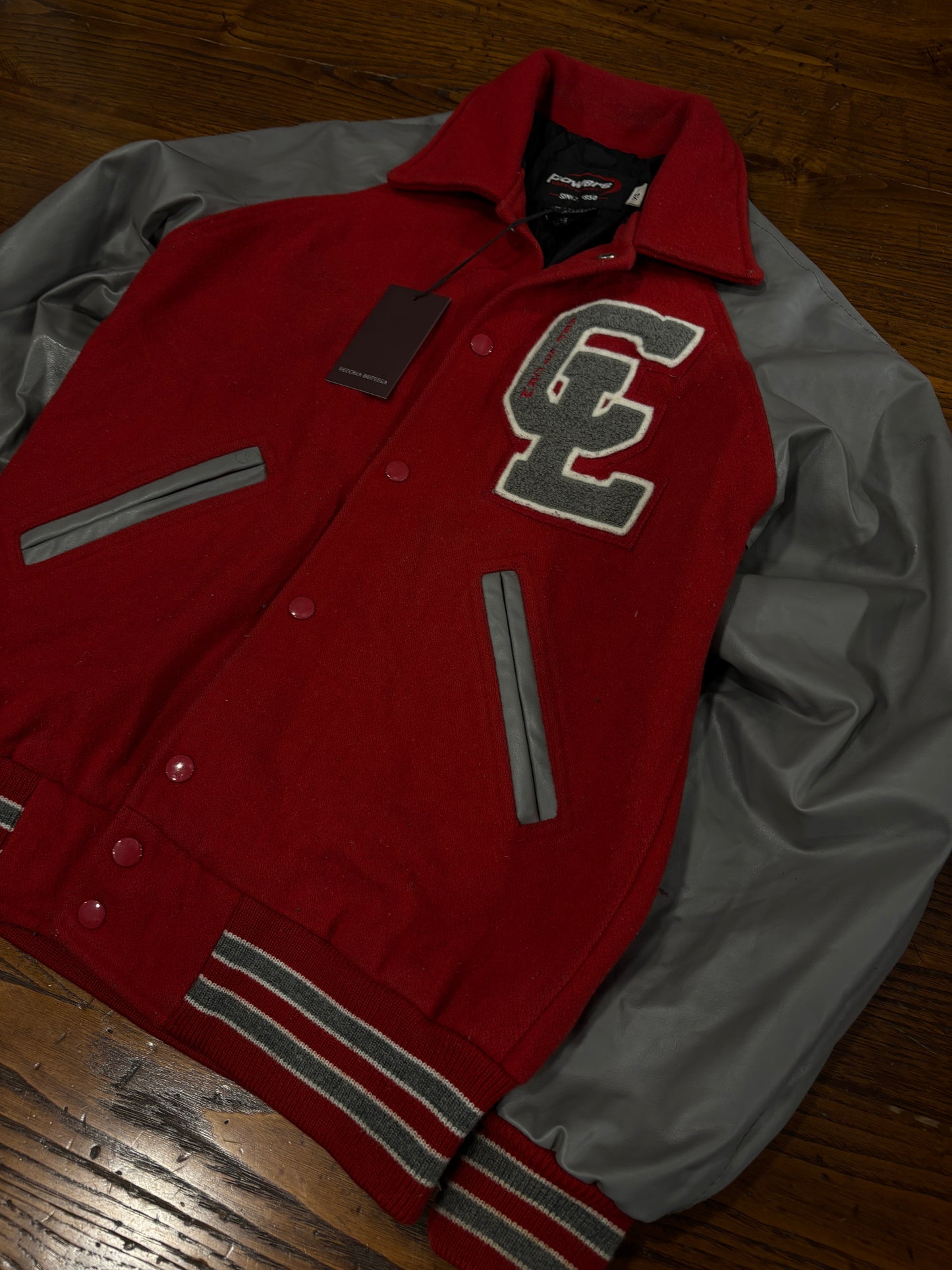 Taille universitaire 44/46 cod119