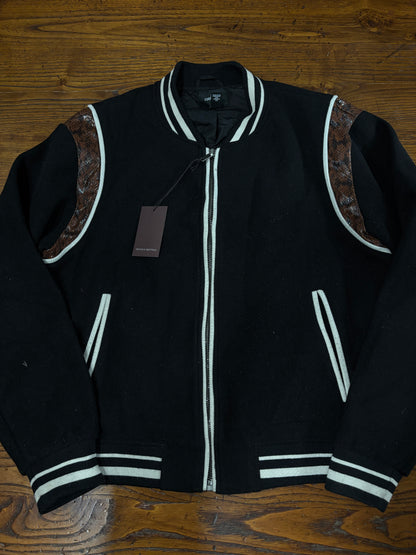 Taille universitaire 50/52, code 118