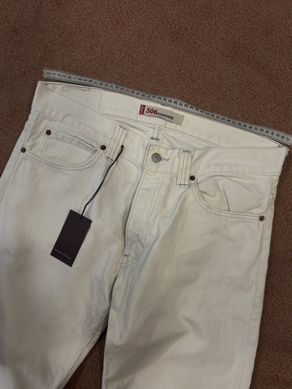 Levi’s tg.48/50 white