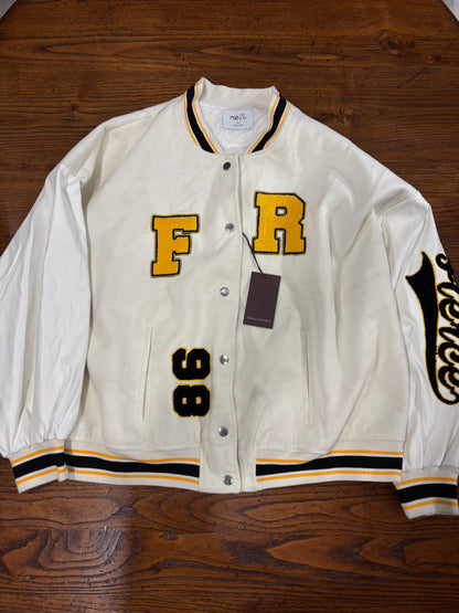 Taille universitaire 50/52 cod111