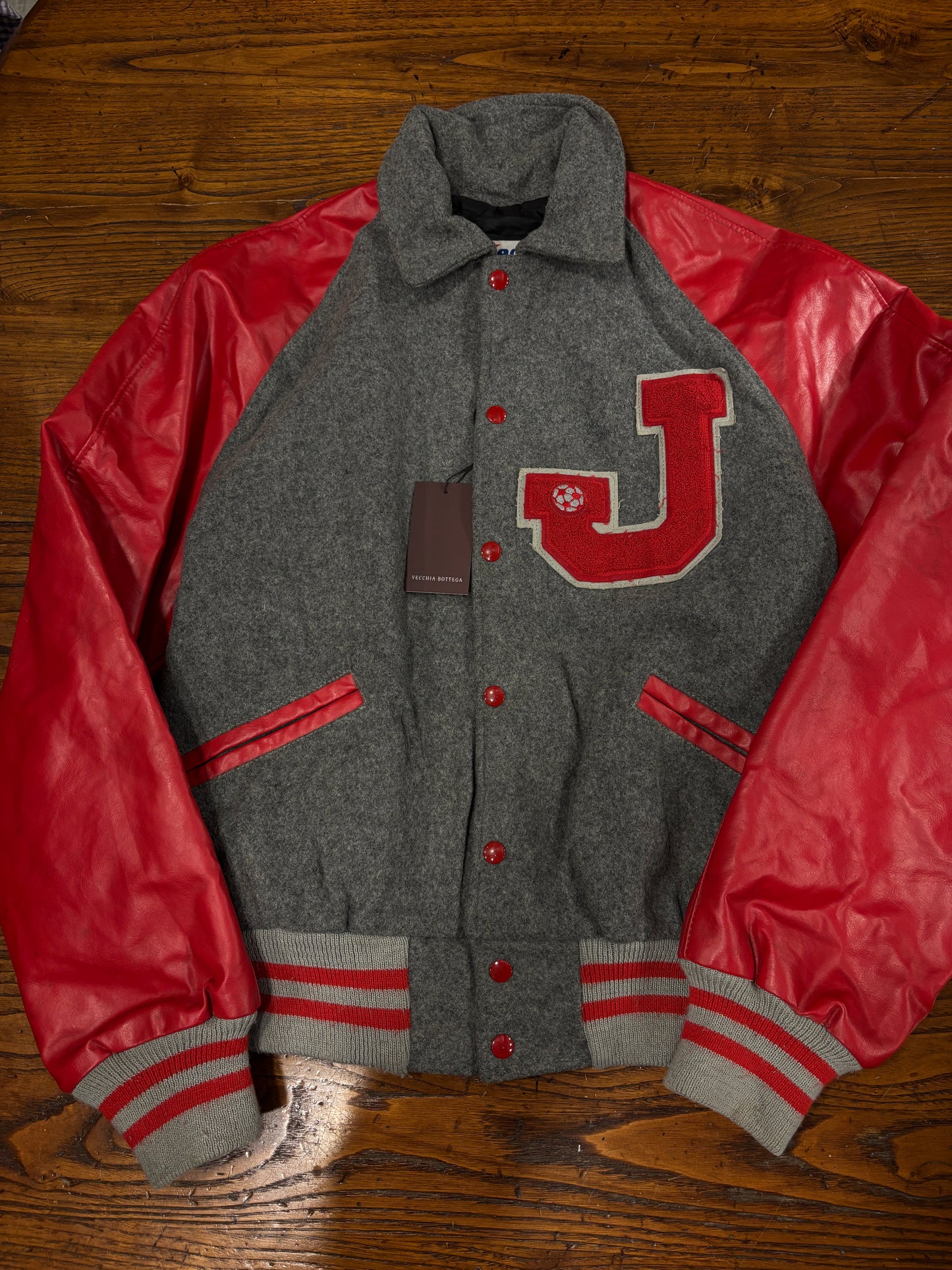 Taille universitaire 44/46 cod130