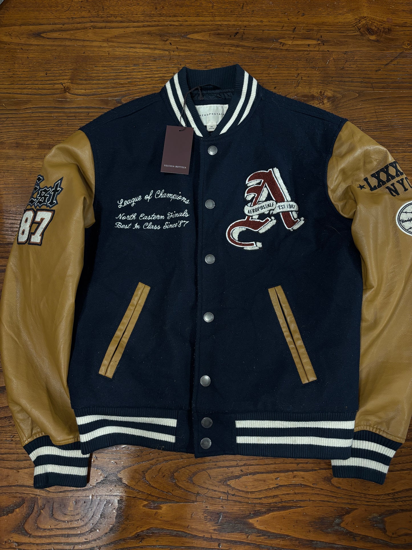 Taille universitaire 44/46 cod116