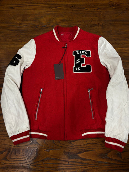 Taille universitaire 44/46 cod128