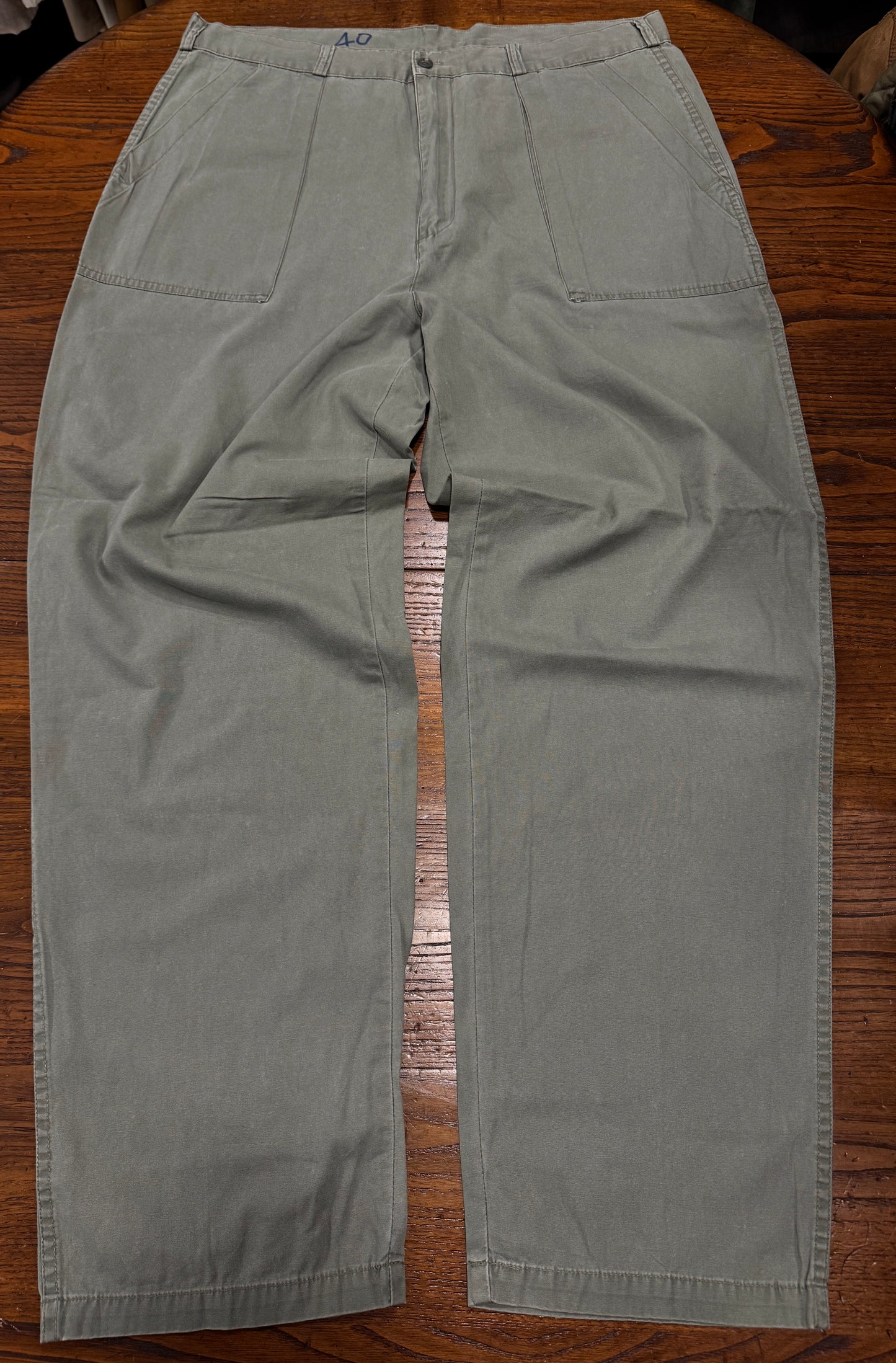 Pantalone militare tg. 50/52