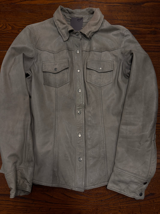 Chemise en cuir taille 40/42 code 55